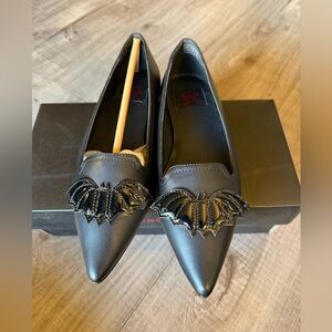 Strange Cvlt Bat Pointy Flats 🦇🖤 size 7